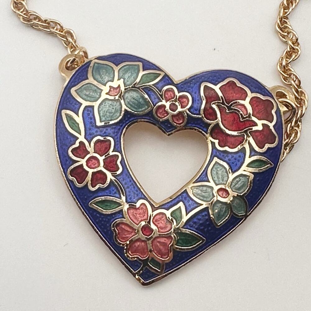 Vintage 1988 Avon Cloisonné Heart Necklace Gold Blue Classic Jewelry 20" long
